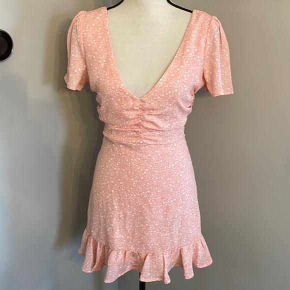 Forever 21 romantic dress NWOT - Picture 2 of 9